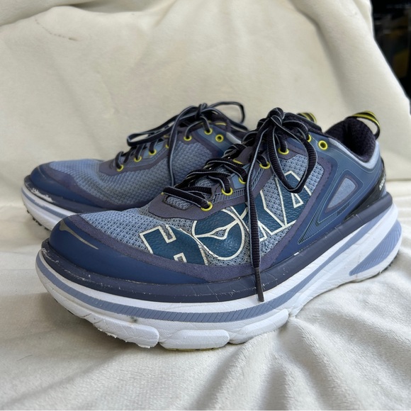 Hoka Shoes - HOKA Bondi 4 Women’s size 9.5